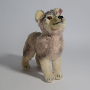 Steiff The Gray Wolf 666995