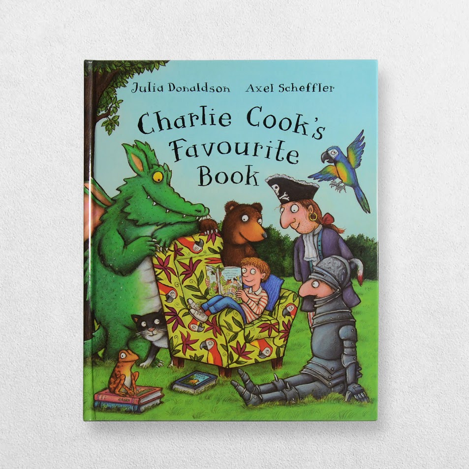 Charlie Cook's Favourite Book Illustrated By Axel Scheffler - Fine Dustwrapper 3 Charlie Cook's Favourite Book Illustrated By Axel Scheffler - Fine Dustwrapper