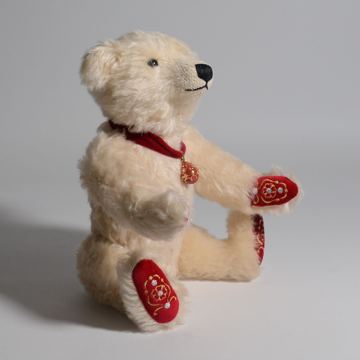 Steiff - EAN 664977 - Nicholas The Fabergé Inspired Bear - Limited Edition - 2016 4 Steiff - EAN 664977 - Nicholas The Fabergé Inspired Bear - Limited Edition - 2016