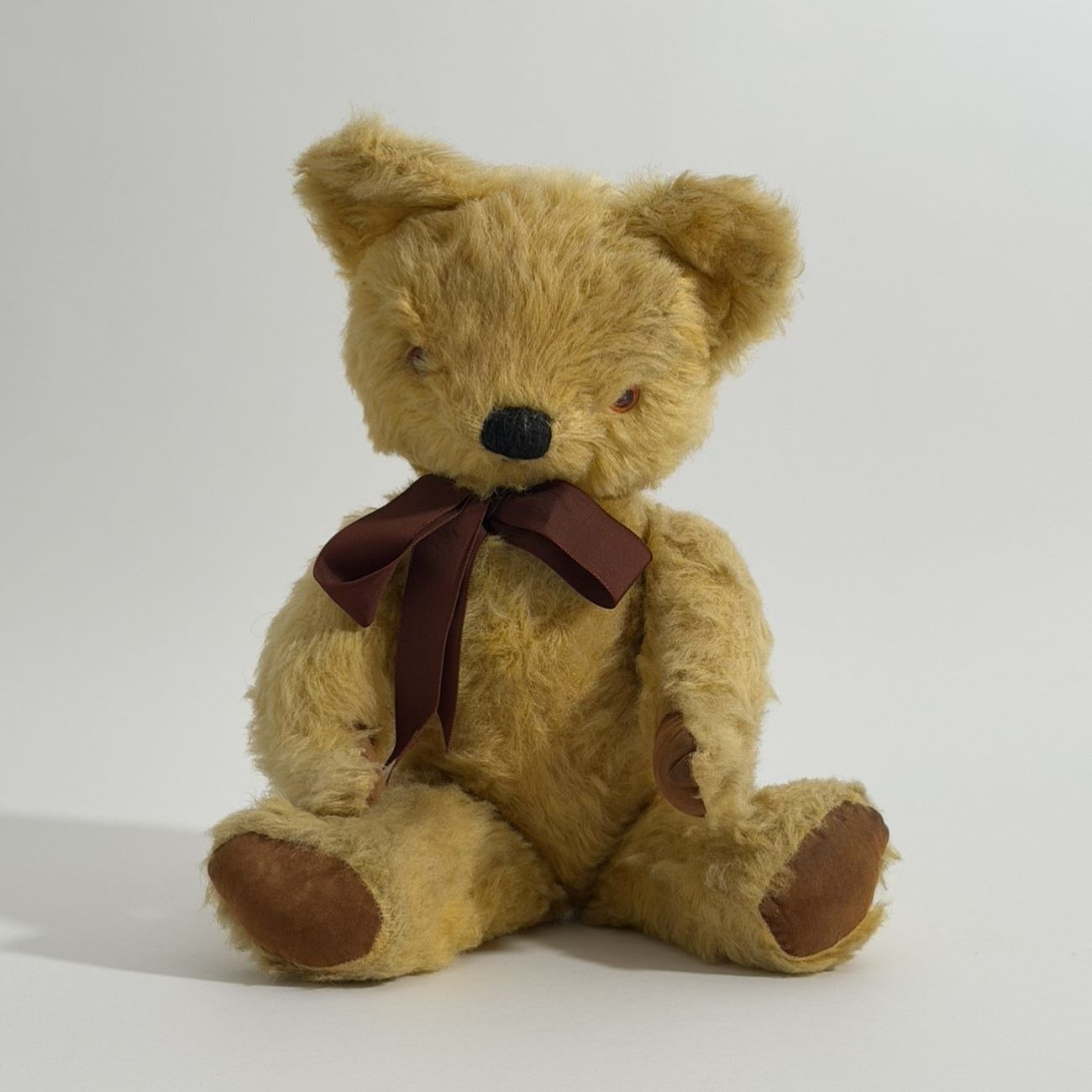 Musical Chad Valley Mohair Teddy Bear with Reuge Musical Movement, English, c.1955–1962 2 Musical Chad Valley Mohair Teddy Bear with Reuge Musical Movement, English, c.1955–1962 - Image 2