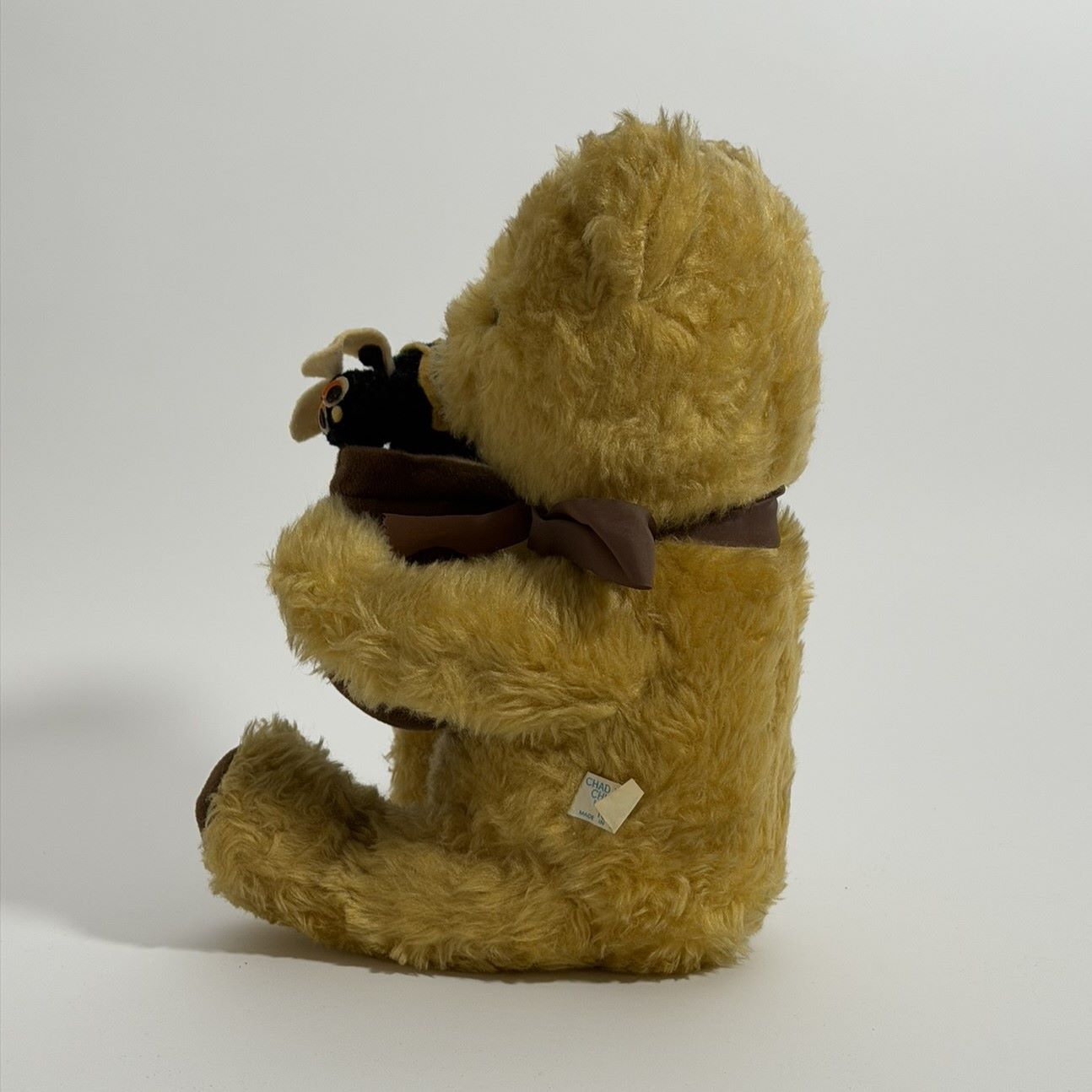 Chad Valley Winnie-the-Pooh Honey Pot Bear with Bee and Growler, c.1968-1975 4 Chad Valley Winnie-the-Pooh Honey Pot Bear with Bee and Growler, c.1968-1975