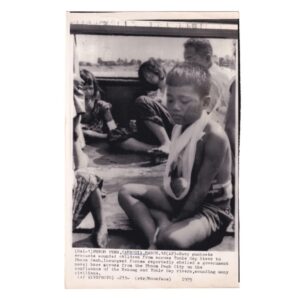 Home 3 Wounded Cambodian Children Evacuated by Gunboat across the Tonle Sap River to Phnom Penh - Original Associated Press Wirephoto - 18 March 1975