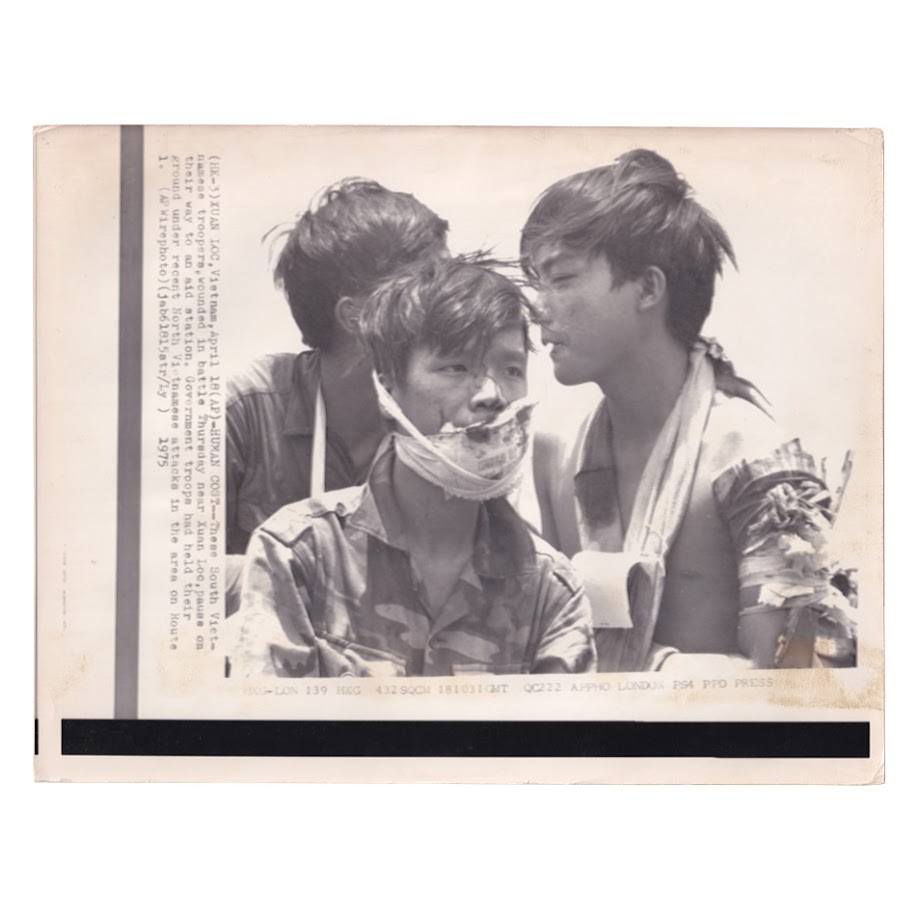 Human Cost - Wounded South Vietnamese Soldiers near Xuân Lộc - Original Associated Press Wirephoto - 18 April 1975 1 Human Cost - Wounded South Vietnamese Soldiers near Xuân Lộc - Original Associated Press Wirephoto - 18 April 1975