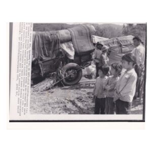 Home 1 Flee Fighting - Vietnamese Civilians Leaving Destroyed Homes near Lạng Sơn during the Sino-Vietnamese War - Original Associated Press / Asahi Shimbun Wirephoto by Kazuhisa Ikawa - 26 February 1979