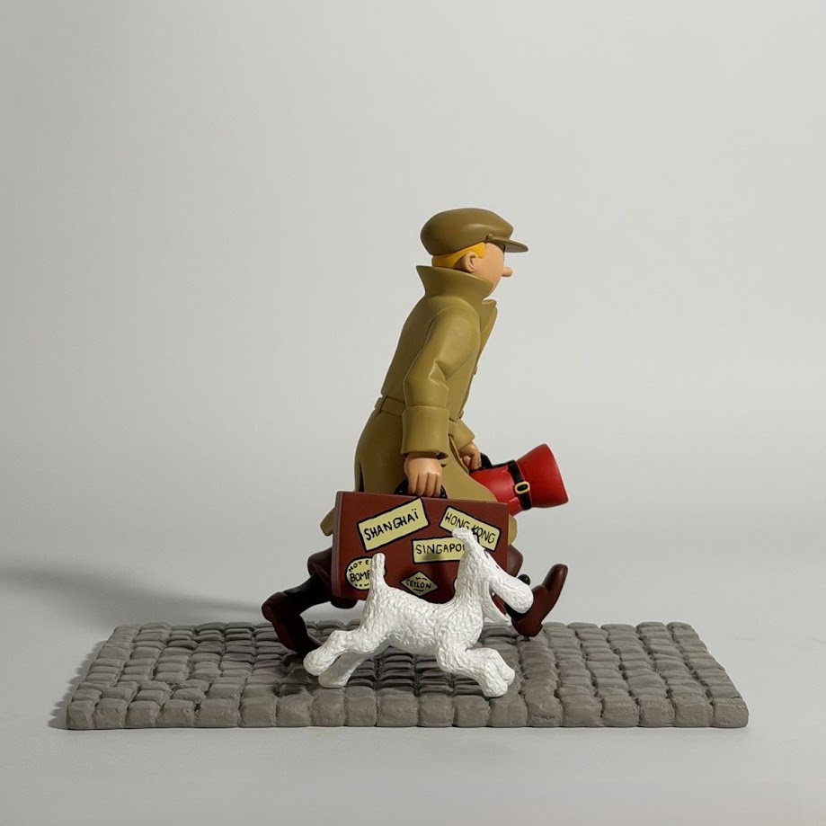 Tintin And Snowy On The Way - 45994 - Ils Arrivent - Moulinsart - Limited Edition Sculpture - 2022 2 Tintin And Snowy On The Way - 45994 - Ils Arrivent - Moulinsart - Limited Edition Sculpture - 2022