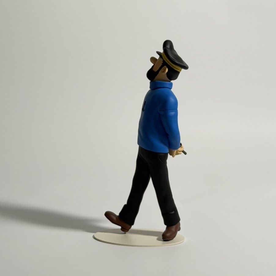 Captain Haddock - 46008 - Tintin Museum Collection Resin Model - Le Musée Imaginaire de Tintin - Limited Edition - 2024 2 Captain Haddock - 46008 - Tintin Museum Collection Resin Model - Le Musée Imaginaire de Tintin - Limited Edition - 2024