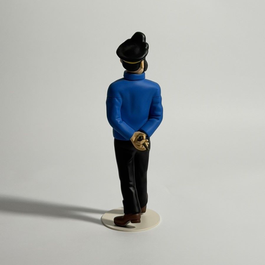 Captain Haddock - 46008 - Tintin Museum Collection Resin Model - Le Musée Imaginaire de Tintin - Limited Edition - 2024 3 Captain Haddock - 46008 - Tintin Museum Collection Resin Model - Le Musée Imaginaire de Tintin - Limited Edition - 2024