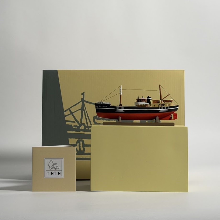 Sirius - 46021 - Tintin Museum Collection Resin Model - Le Musée Imaginaire de Tintin - Limited Edition - 2024 1 Sirius - 46021 - Tintin Museum Collection Resin Model - Le Musée Imaginaire de Tintin - Limited Edition - 2024
