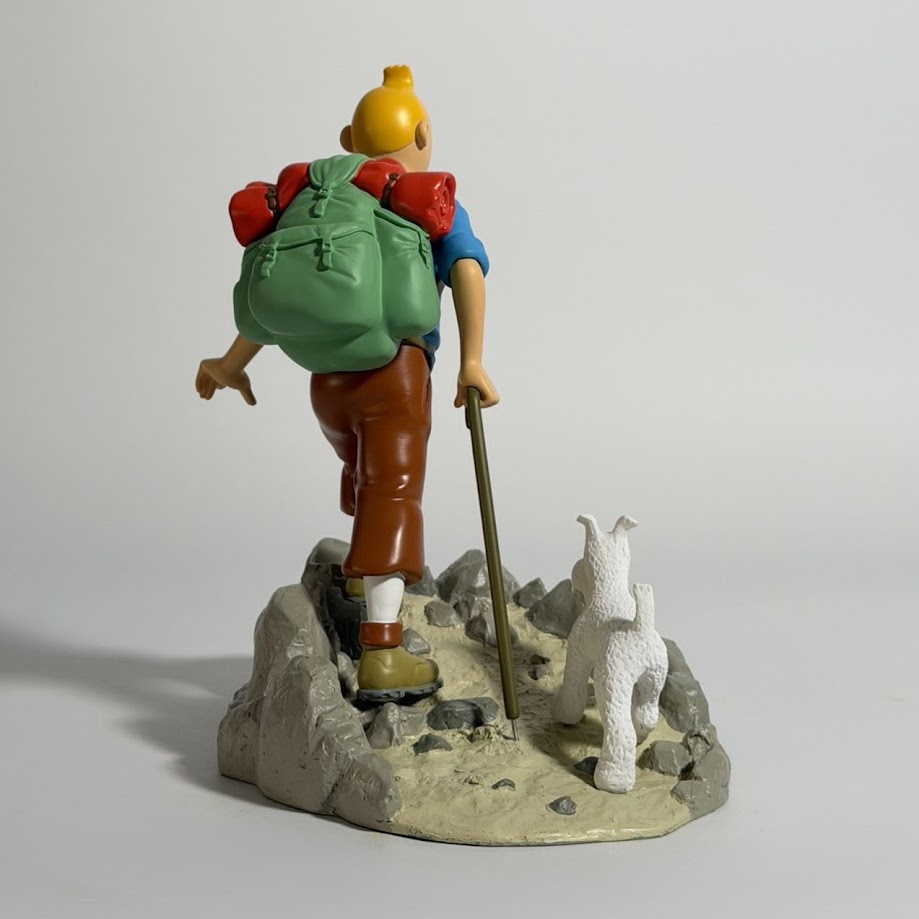 Tintin Hiker - 47000 - Tintin Randonneur - Tintinimaginatio - Limited Edition Sculpture - 2023 4 Tintin Hiker - 47000 - Tintin Randonneur - Tintinimaginatio - Limited Edition Sculpture - 2023