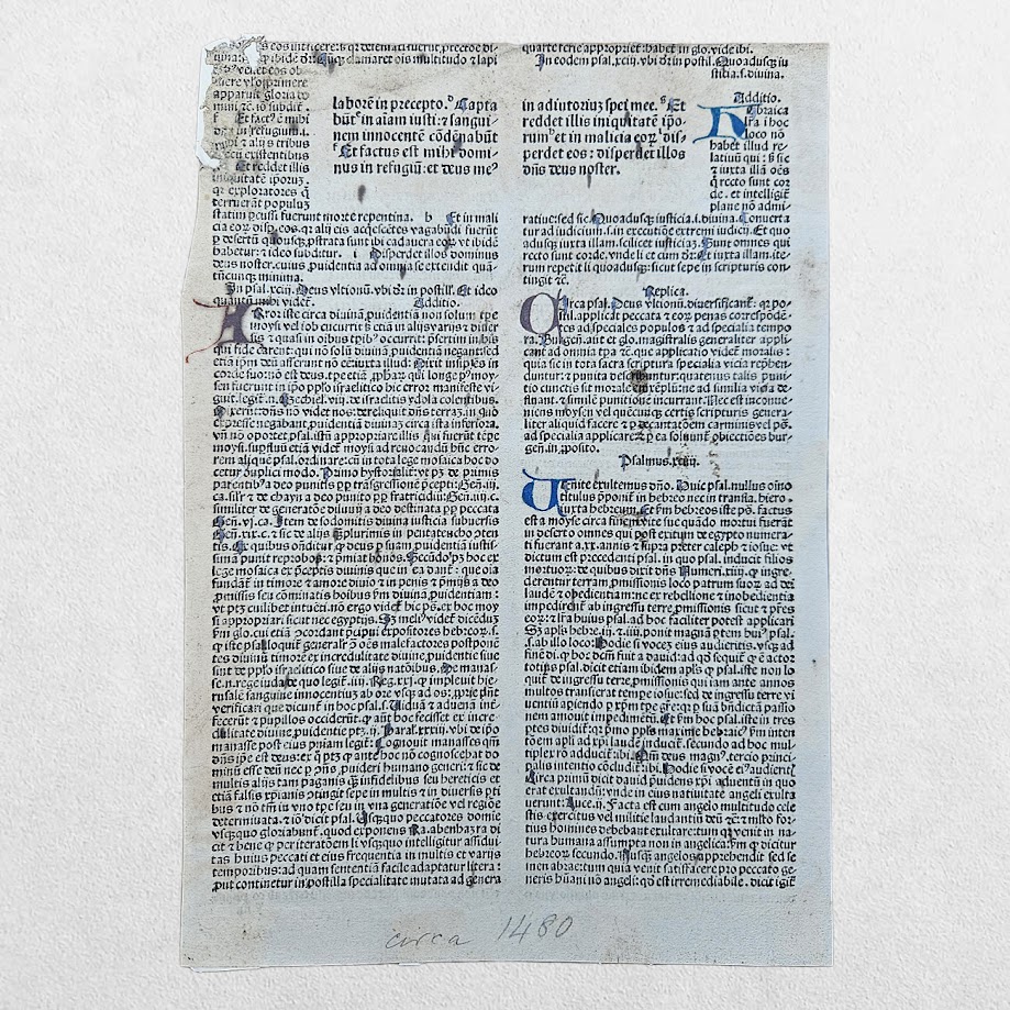 Nicolaus de Lyra - Postilla super Psalterium - Psalm 94/95 “Venite Exultemus Domino” - Original Incunable Leaf with Hand-Painted Initials - c.1483 1 Nicolaus de Lyra - Postilla super Psalterium - Psalm 94/95 “Venite Exultemus Domino” - Original Incunable Leaf with Hand-Painted Initials - c.1483
