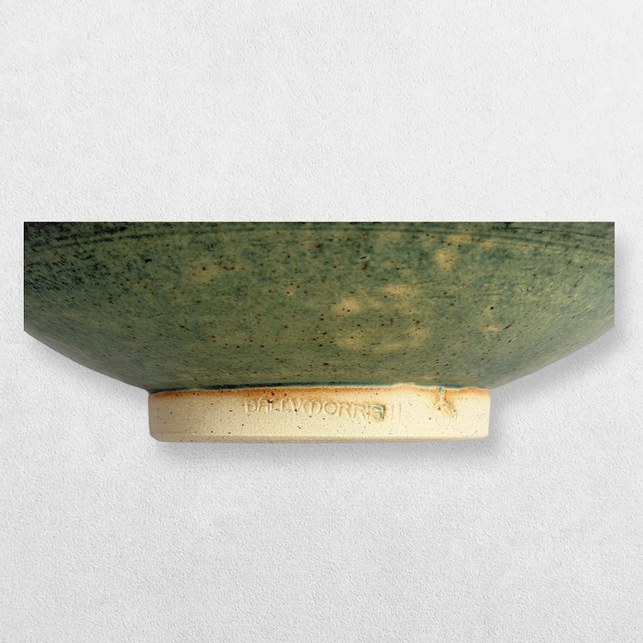 Hannah Arnup for Ballymorris Pottery – Large Green Sgraffito Stoneware Bowl 4 Hannah Arnup for Ballymorris Pottery – Large Green Sgraffito Stoneware Bowl