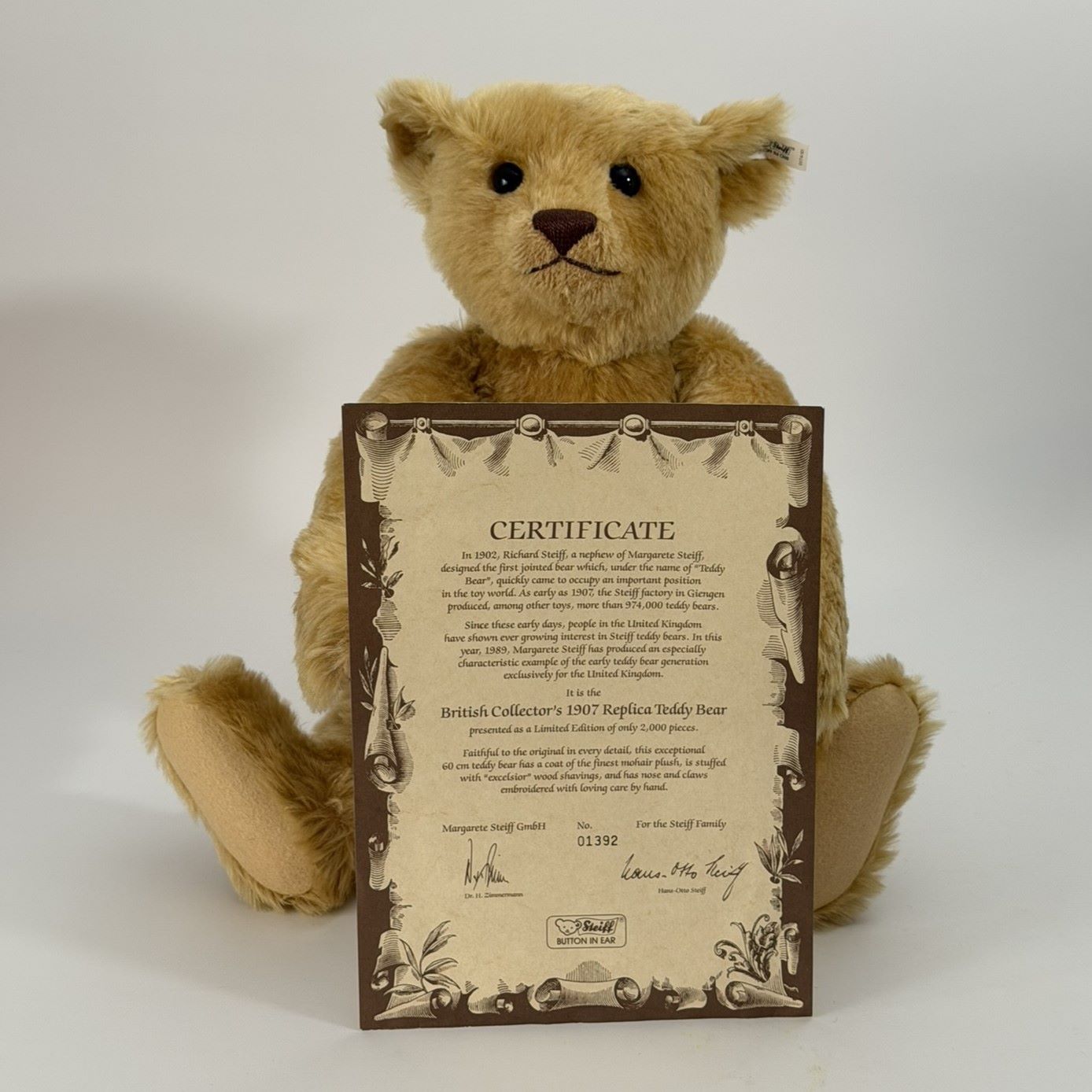 Steiff - EAN 406102 - British Collector's 1907 Replica Teddy Bear - 1989 - Limited Edition 8 Steiff - EAN 406102 - British Collector's 1907 Replica Teddy Bear - 1989 - Limited Edition - Image 8