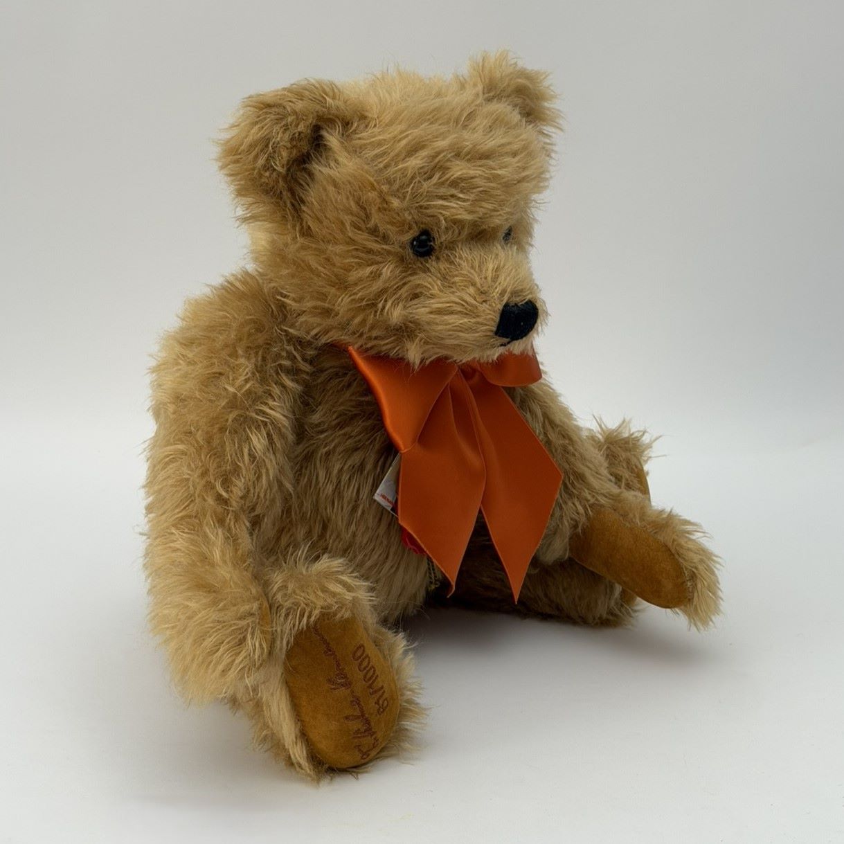 Hermann Teddy Original “Hubertus” Limited Edition Bear – No. 61/1000 – Mohair – c. 1990s 7 Hermann Teddy Original “Hubertus” Limited Edition Bear – No. 61/1000 – Mohair – c. 1990s